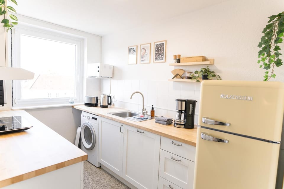 Coffee/tea facilities, Kitchen or kitchenette, dishwasher, minibar, pet friendly, stove, toaster, washing machine