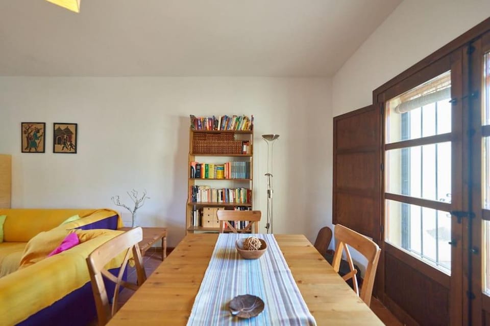 Sotillo E-12-4 House in San José