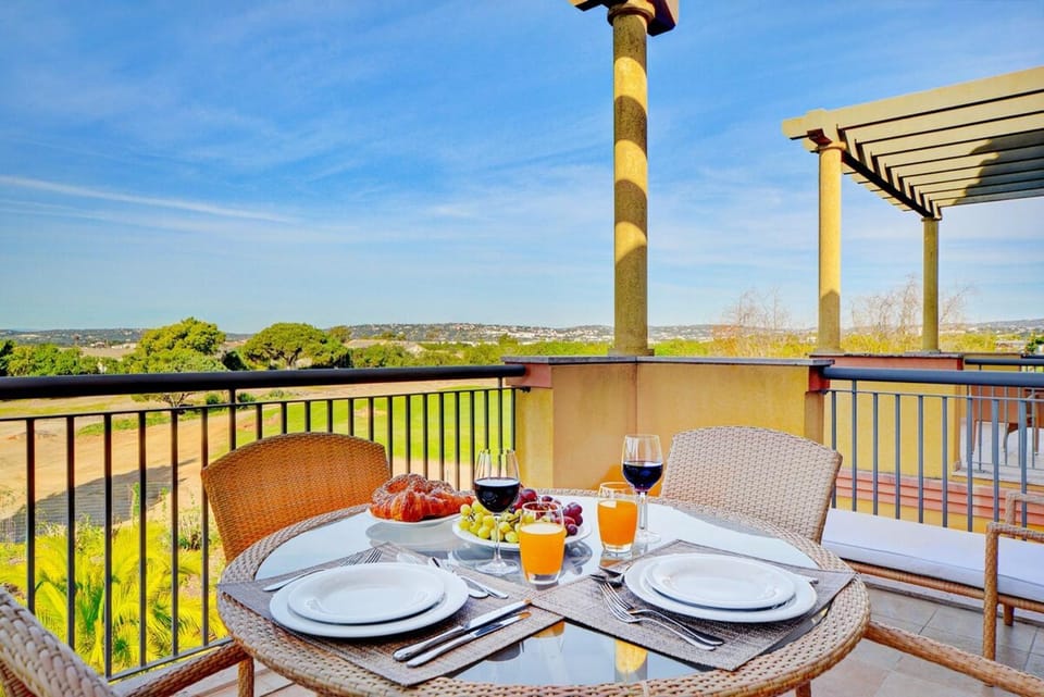 The Prime @ The Residences Vilamoura Apartment in Olhos de Água