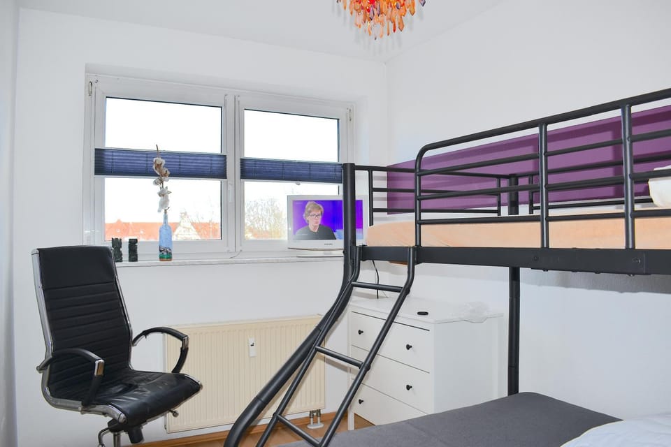 Photo of the whole room, bunk bed