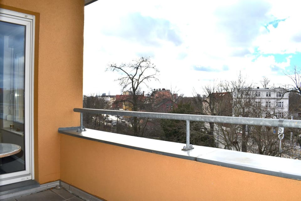 City-Dach-Apartment mit Loggia - Balkon - Kamin Apartment in Poland