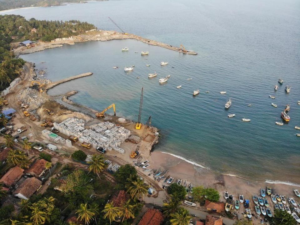 Dinu Homestay and Dinu Villa Apartment in Southern Province