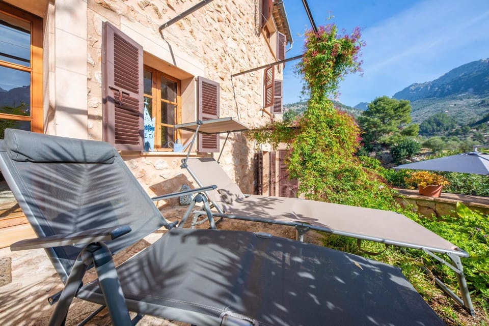 Natural landscape, View (from property/room), Balcony/Terrace
