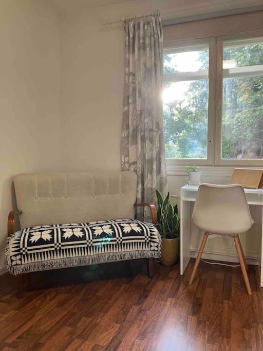 Entire flat located 2km from center, free parking Apartment in Finland