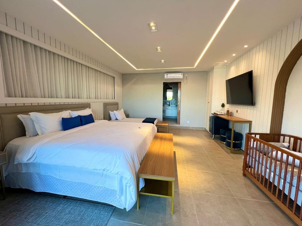 Bed, TV and multimedia, Bedroom, hair dresser, air conditioner