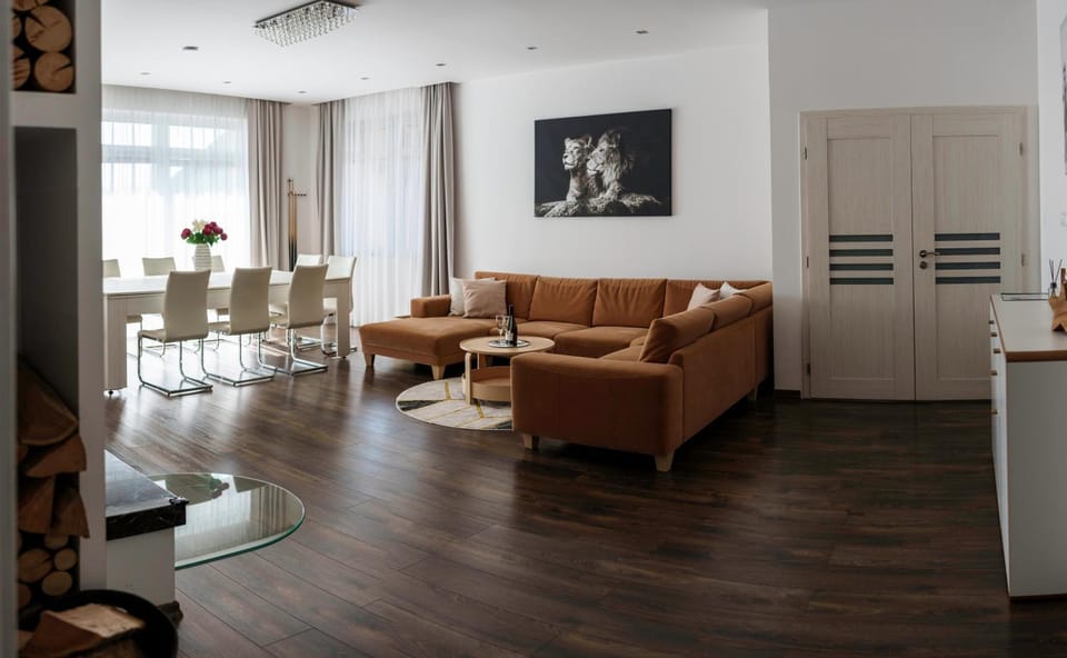 Living room, Seating area, Dining area