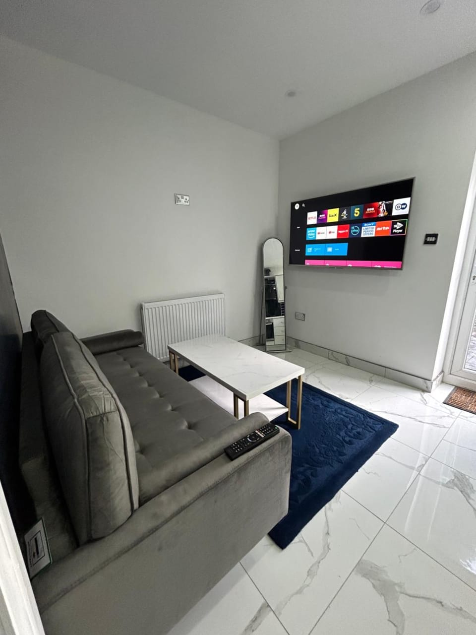 Peaceful Studio - Near NEC, BHX Airport. Apartment in Metropolitan Borough of Solihull