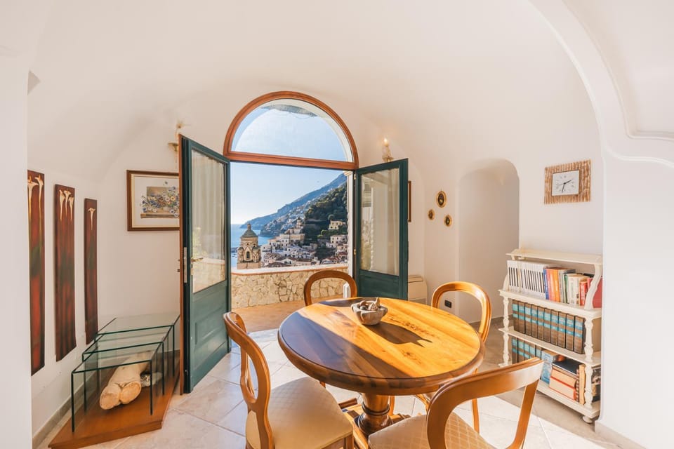 Natural landscape, Library, Living room, Seating area, Dining area, Mountain view