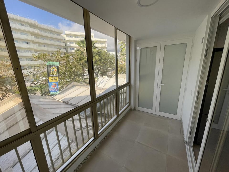 Day, Balcony/Terrace