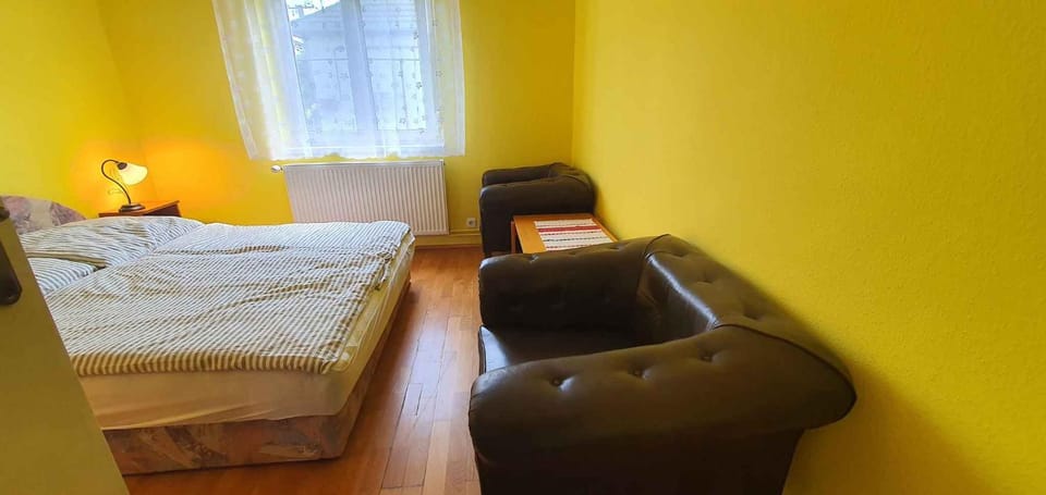 Seating area, Bedroom