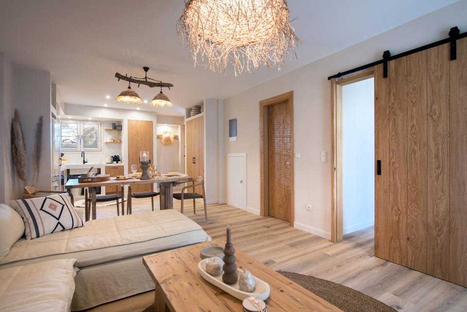 Kitchen or kitchenette, Living room, Dining area