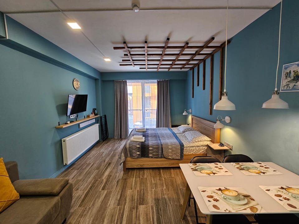 Evdo Apartments F4 Royal Studio Apartment in Georgia