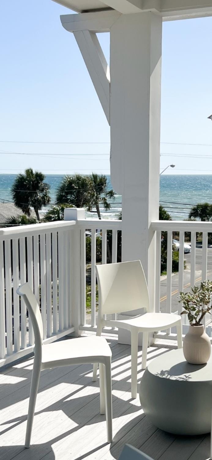 The Taj Of The Gulf! Luxury Beach Mansion! Sleeps 37, private pool & hot tub, putting golf Villa in Panama City Beach