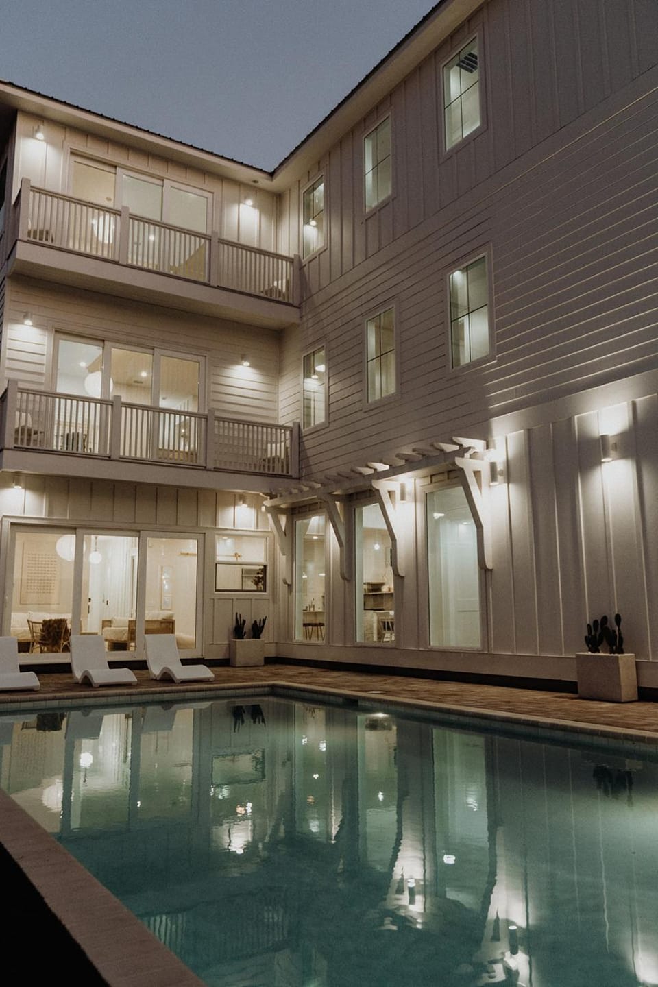 The Taj Of The Gulf! Luxury Beach Mansion! Sleeps 37, private pool & hot tub, putting golf Villa in Panama City Beach