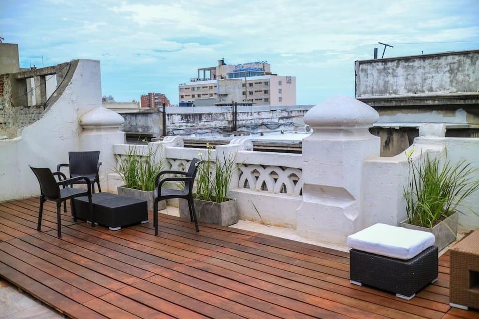 Galeón Nouveau (Apt 04). Terrace in The Oldtown Apartment in Montevideo Department, Uruguay