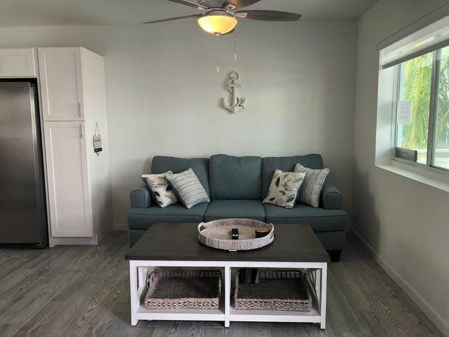 THE SANDCASTLE SUITE! Brand New 2Bedroom in Oceanfront Complex! BE THE FIRST to Visit our Condo Townhome with FREE Parking & Private Garage at Ocean Isles 38 Marathon FL KEYS! SPECIAL PRICING!!! House in Marathon
