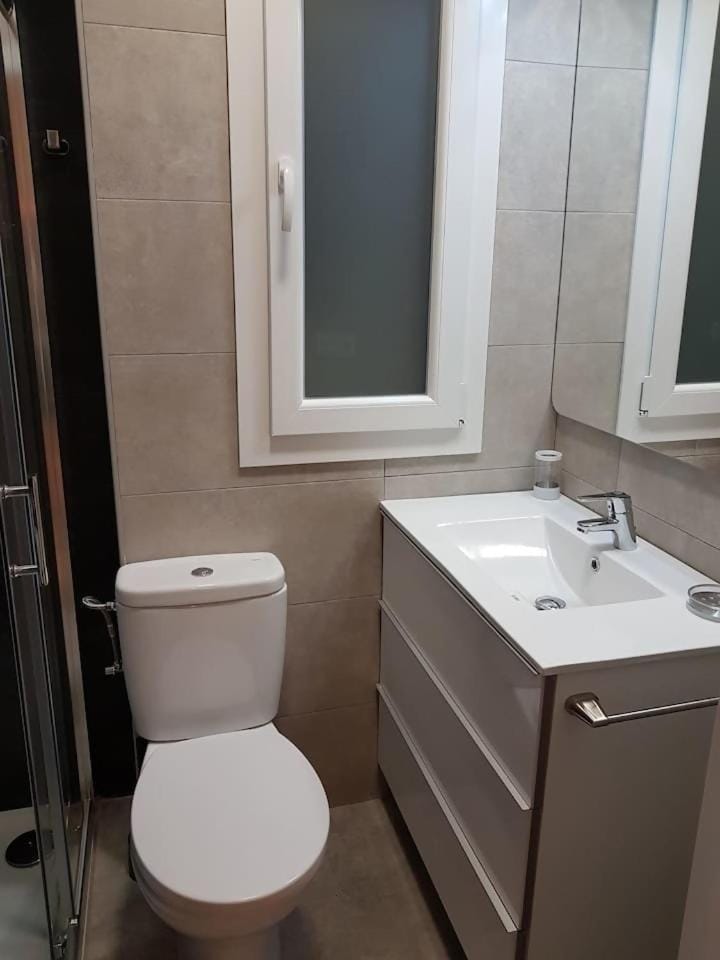 Donosti House con Parking ESS Apartment in San Sebastian