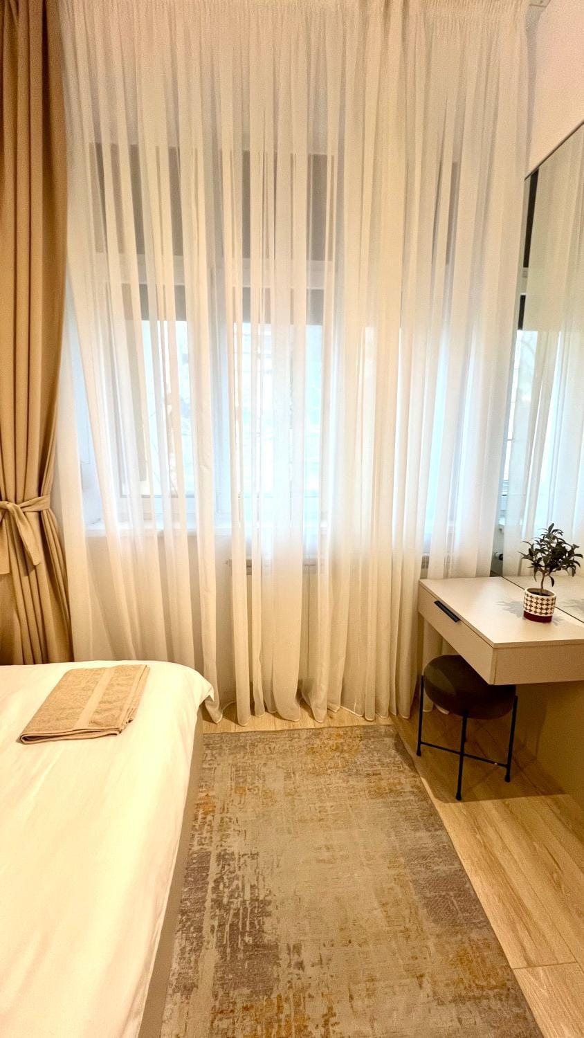 NIce Flat in Villa Near Old Town Apartment in Bucharest