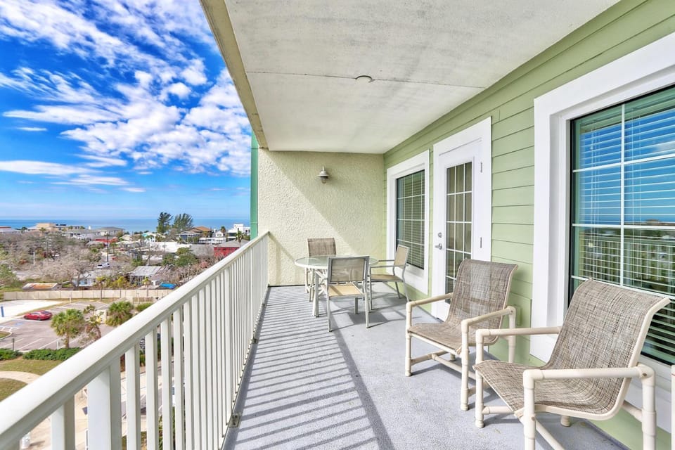 Harbourside 7716- Splash On The Rocks House in Indian Rocks Beach