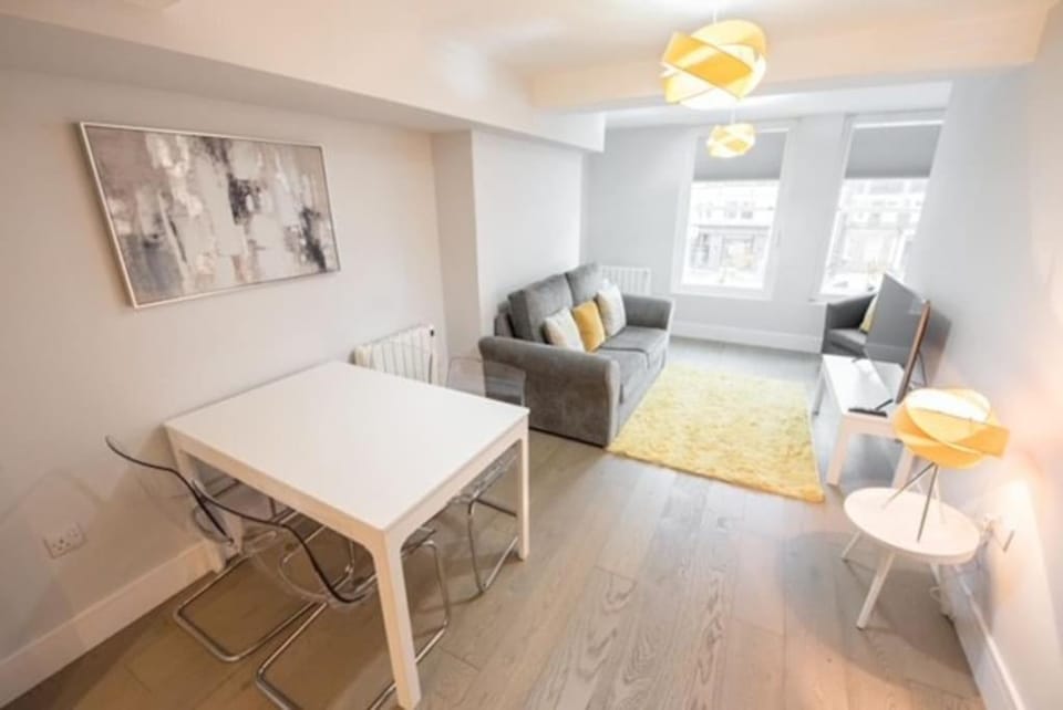 Modern,central 1 bedroom flat Apartment in Brentwood