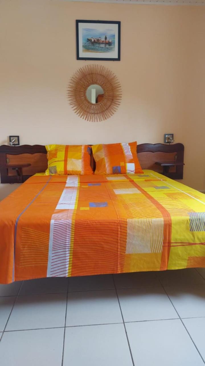 F2 Vue sur mer La villa du manguier Apartment in Martinique