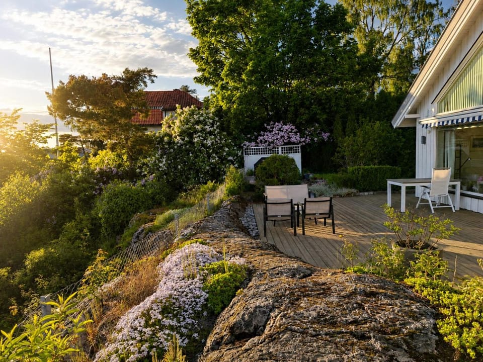 Panoramic Oslofjord Views with Private Beach Hut House in Oslo