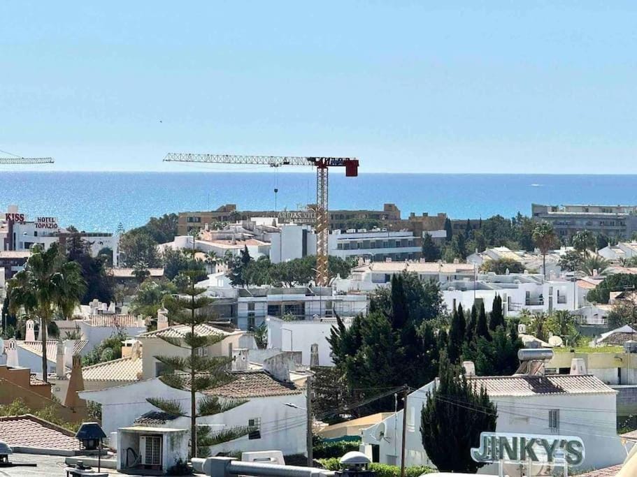 Apartamento 5 Estrelas Praia da Oura Apartment in Albufeira