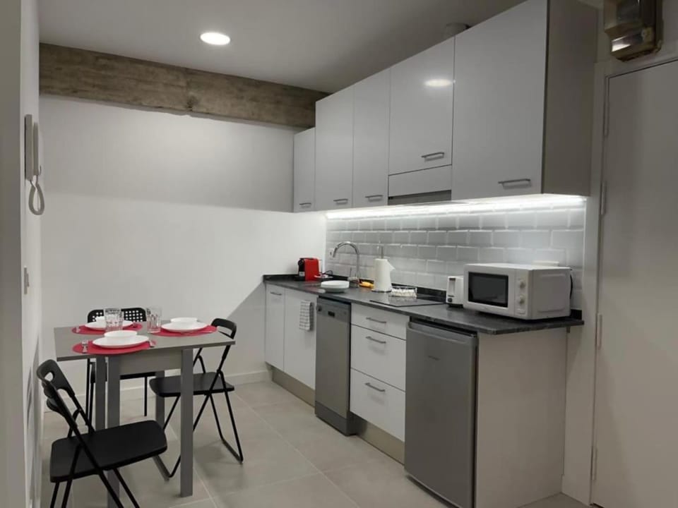Donosti House III con Parking ESS Apartment in San Sebastian