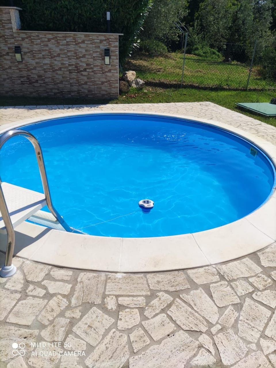 Pool view, Swimming pool, sunbed