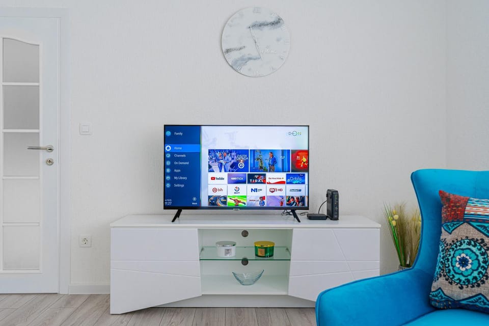 TV and multimedia, Living room
