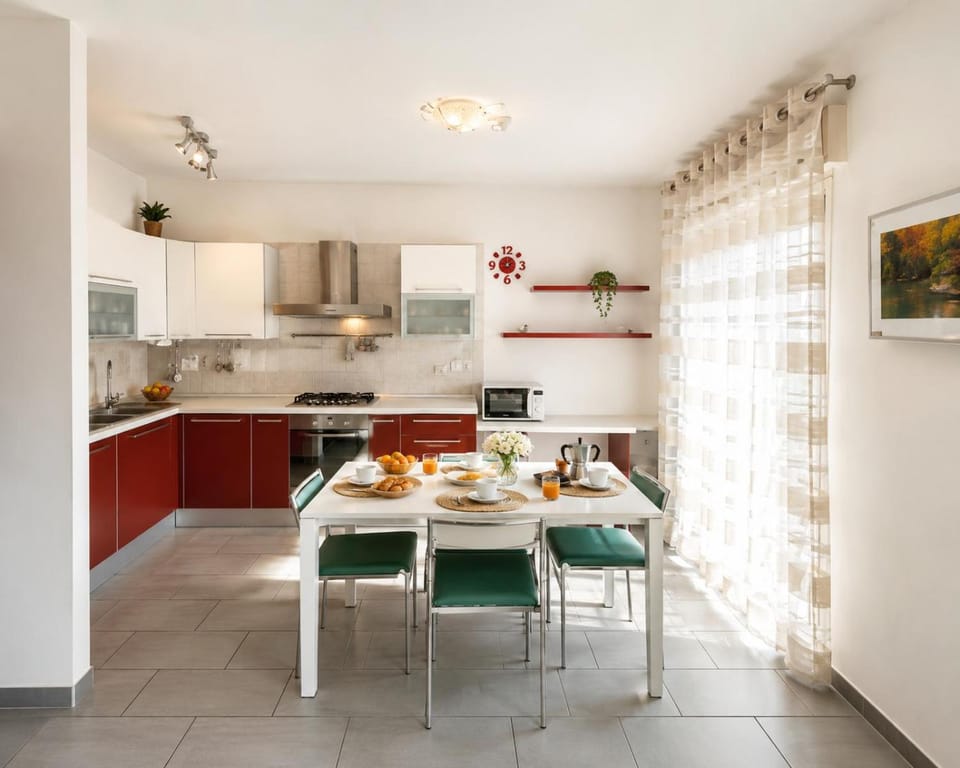 Dining area, microwave, oven, kitchen