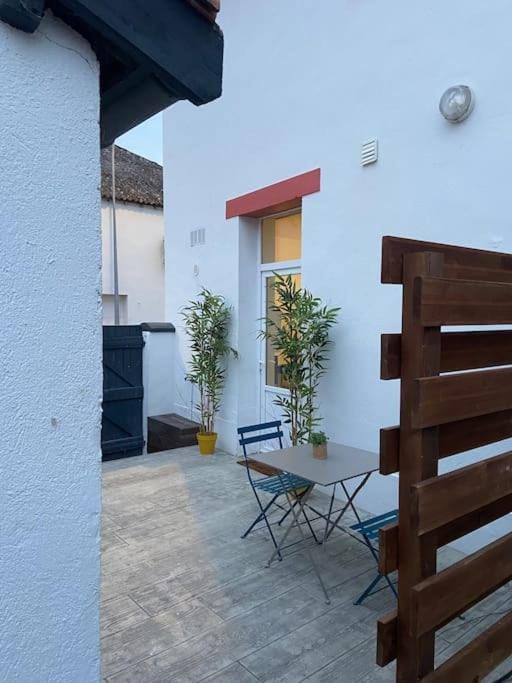 Le cosy studio du canal. Apartment in Occitanie
