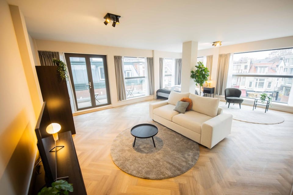 Alphabet Apartments - Kerkstraat 71 Apartment in North Holland (province)