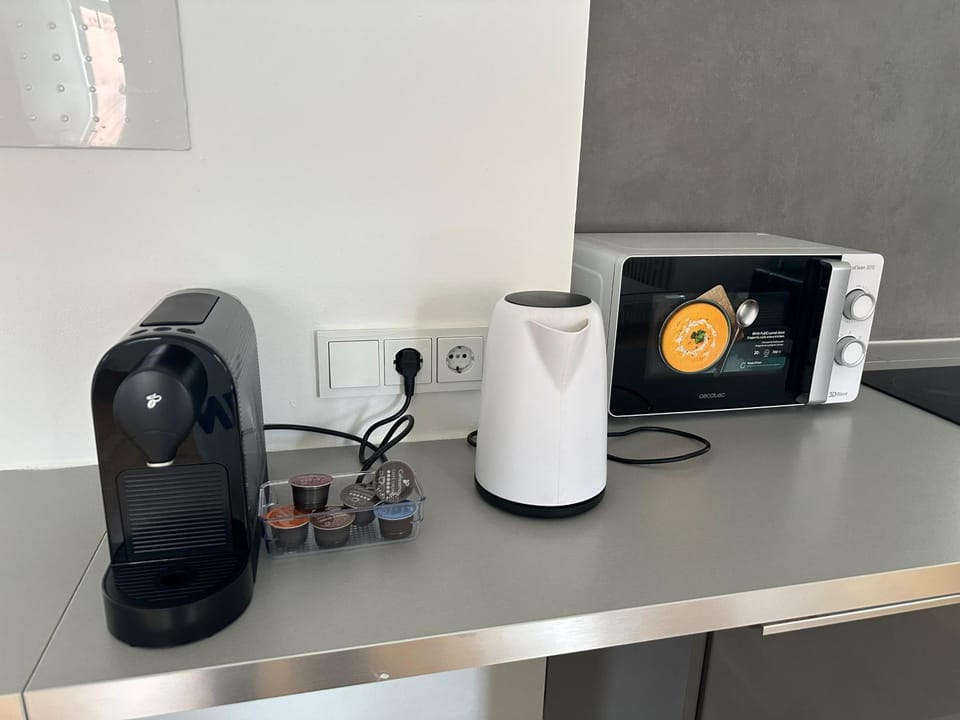 Coffee/tea facilities