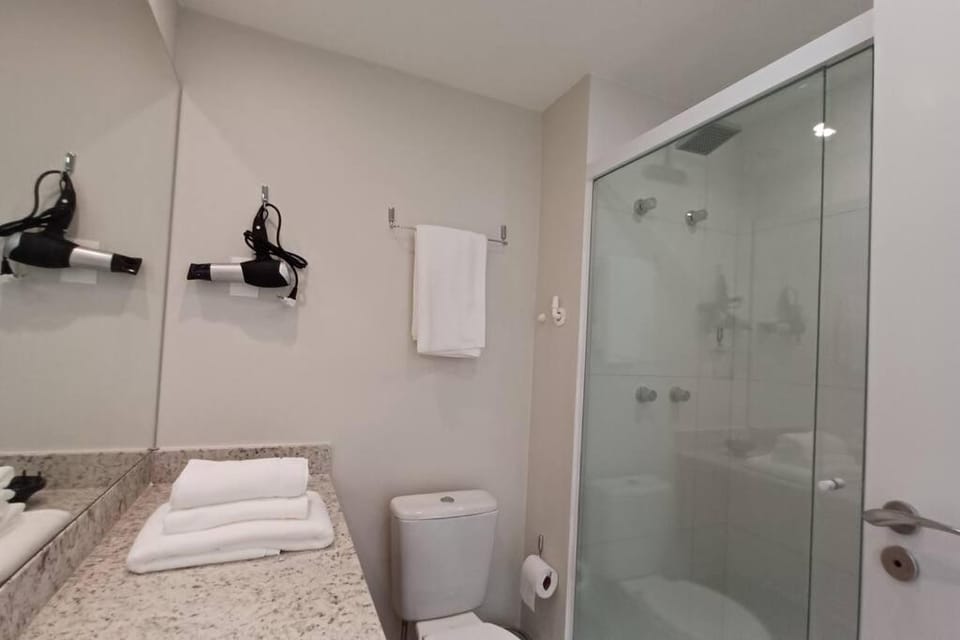 Studio Life Experience, Netflix, Pool, Rooftop Apartment in Porto Alegre