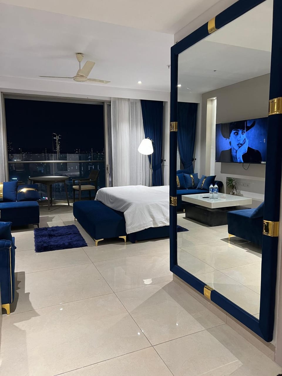 Luxury Studios Key 9 Apartment in Gurugram