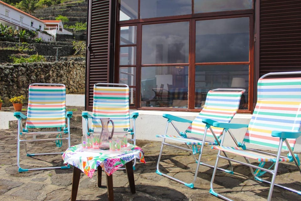 Patio, View (from property/room), Mountain view, Sea view, Drinks, sunbed