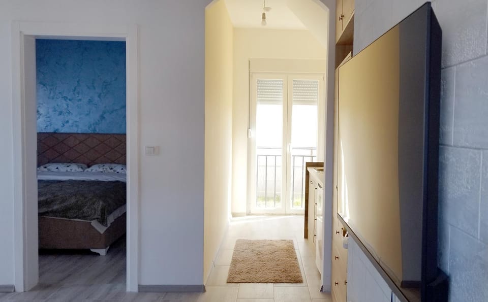 Bed, Kitchen or kitchenette, Photo of the whole room, Bedroom, kitchen, kitchen