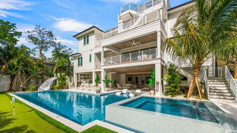 Property building, Spring, Day, Garden, Other, Garden view, Pool view, Swimming pool, sunbed
