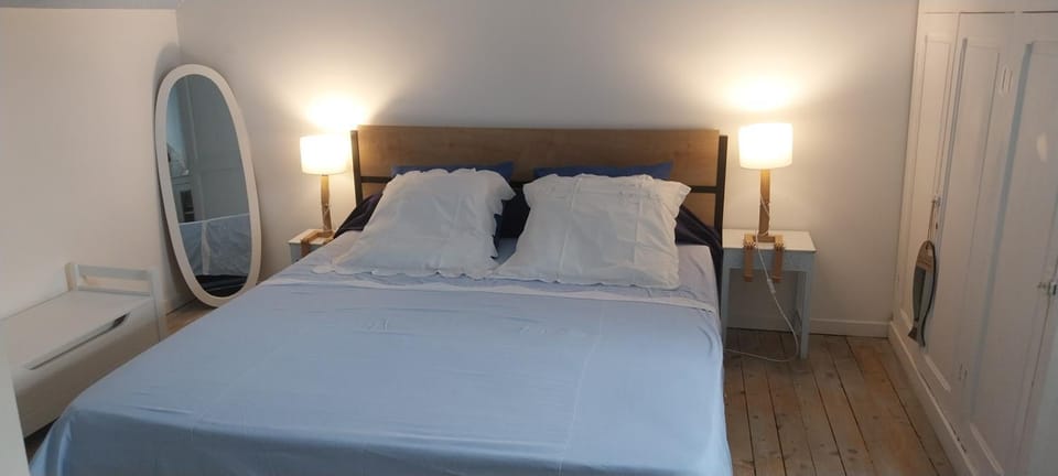 Chambre bleue avec accès plage Bed and Breakfast in Bourges