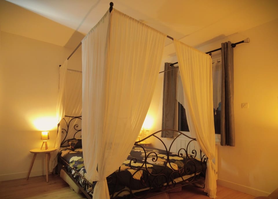 Love room avec jaccuzzi House in Île-de-France