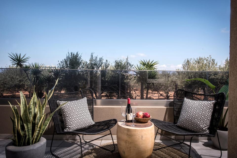 BELLA CASA LUXURY SUITES Apartment in Crete