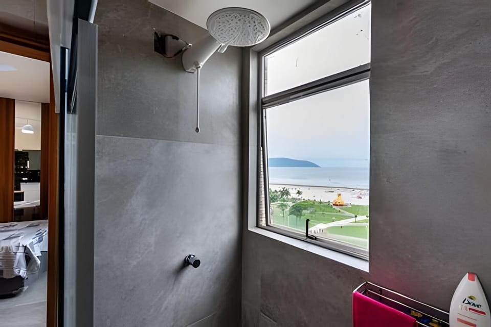 Toilet, Sea view