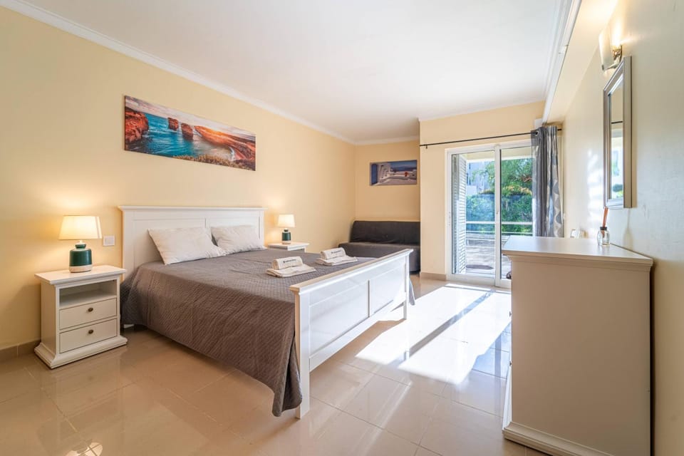 Blue Horizon Apartment by HelloVacations Apartment in Albufeira
