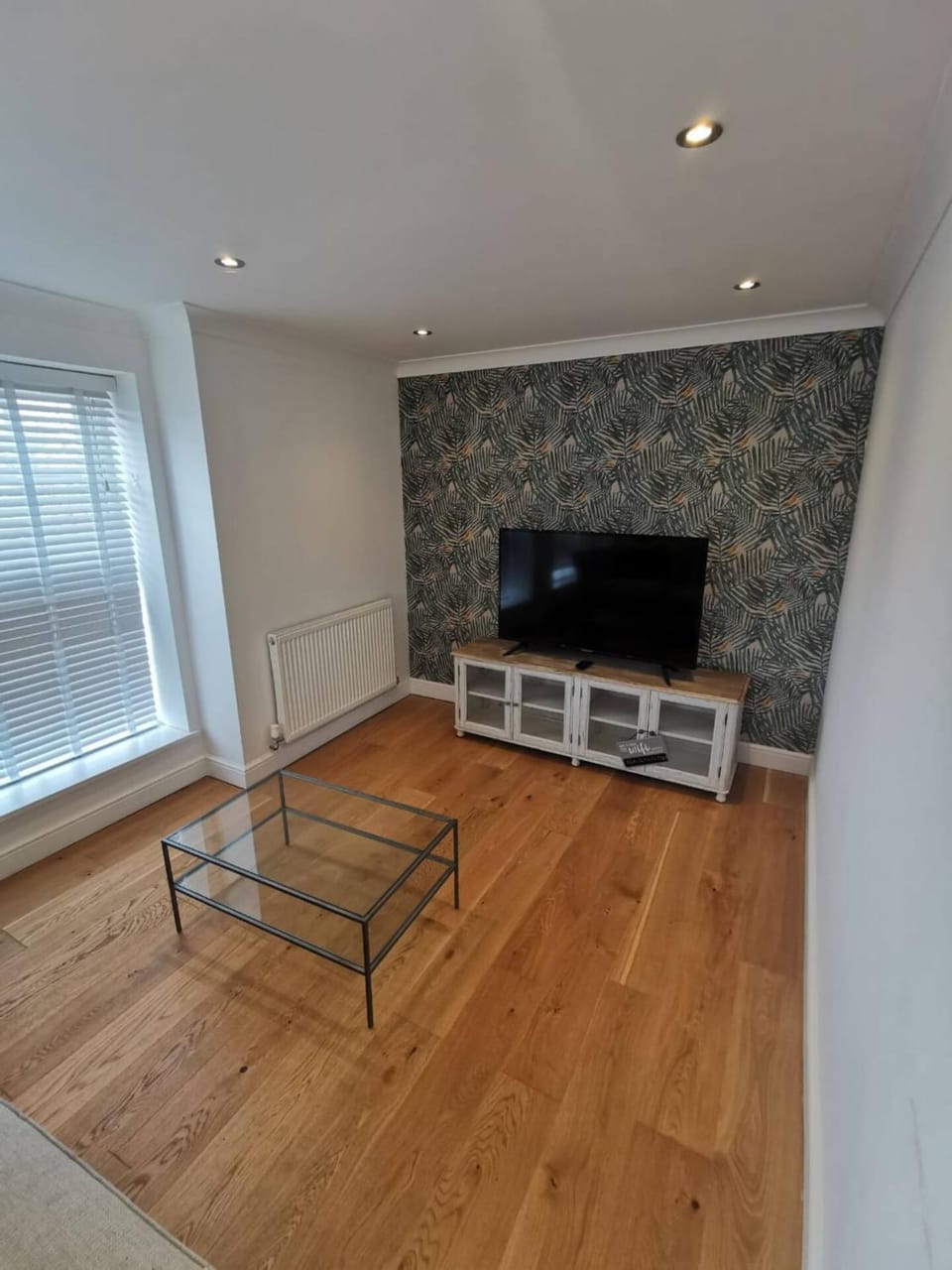 No12 - The Meadow - Luxury Flat Town Centre Apartment in Banbury