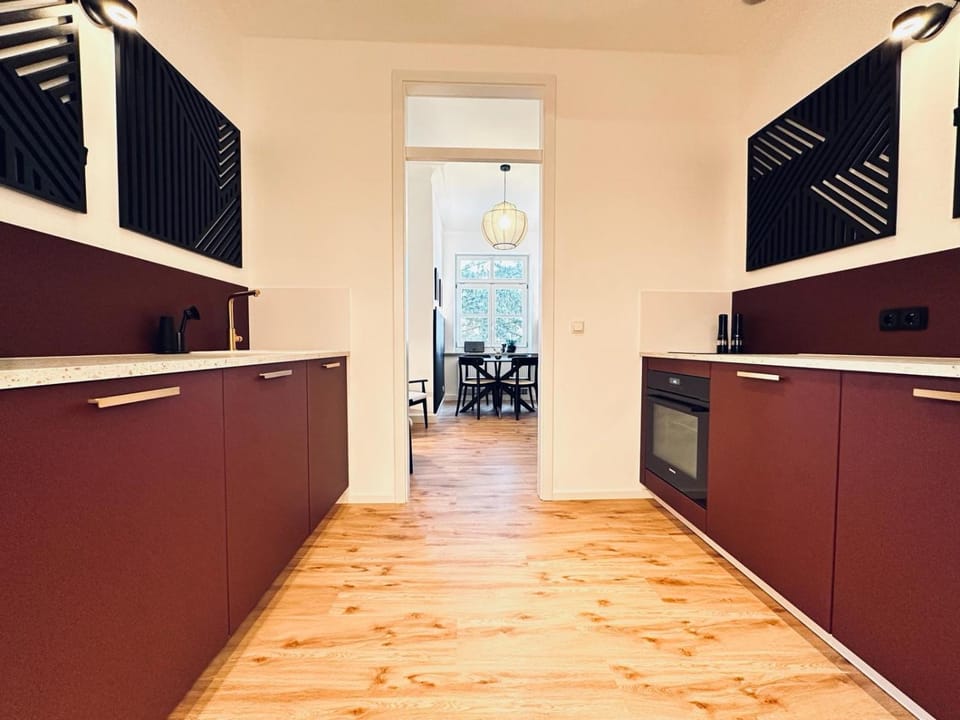 Kitchen or kitchenette, Dining area, Food, dishwasher, stove, toaster, kitchen