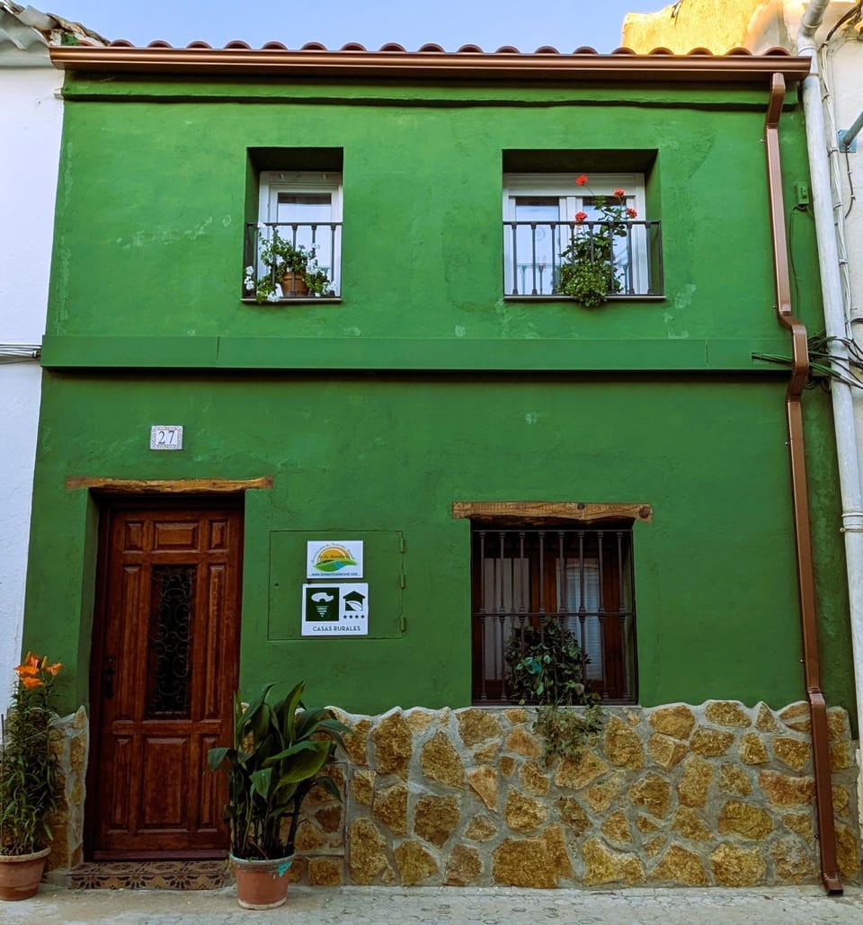 Property building, Facade/entrance