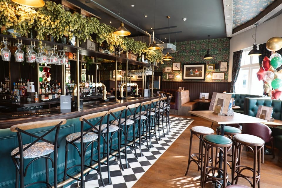 Lounge or bar