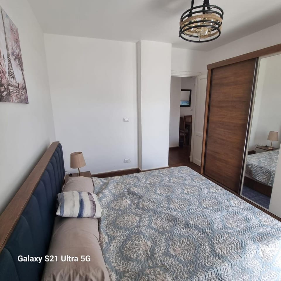 شقة غرفتين فندقية بمدينتي ڤيو جاردن مميز Apartment in Cairo Governorate
