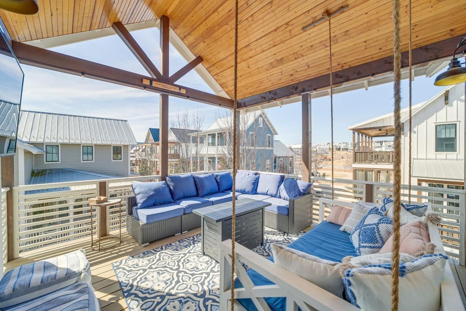 Cozy Carlton Landing Home - Pools and Lake Access House in Longtown